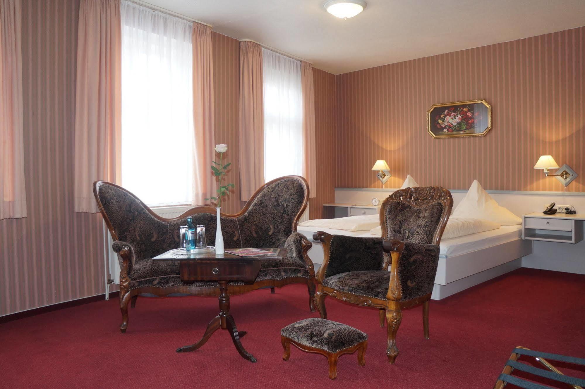 Hotel Busch Westerstede Exterior photo